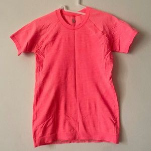 NWOT Sweaty Betty Small Orange Seamless Workout Top